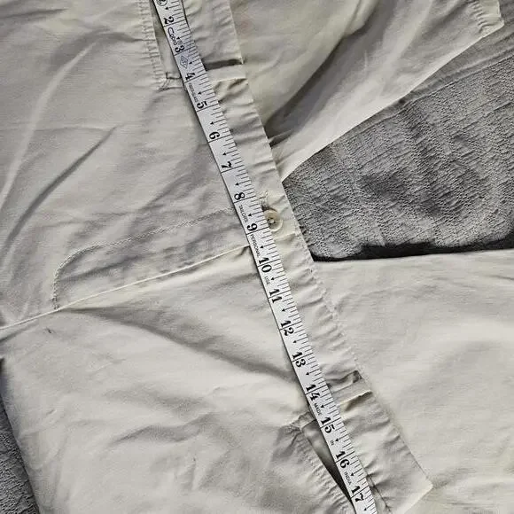 Talbots Beige Capri Pants with Button Detail Size 14P - Picture 6 of 9